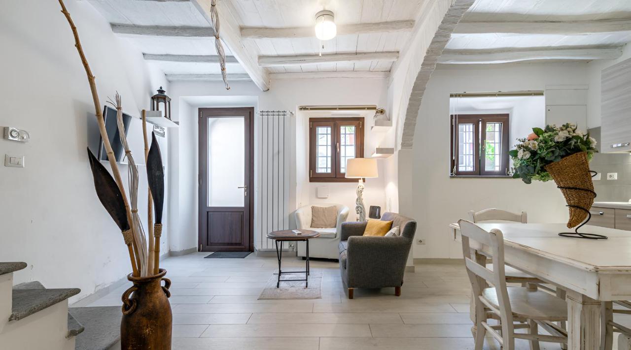 Eleganza In Centro Sul Lago - Anguillara Sabazia Kültér fotó