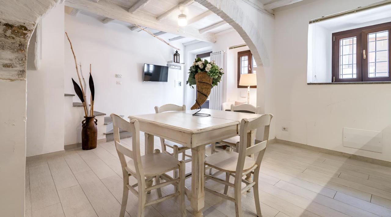 Eleganza In Centro Sul Lago - Anguillara Sabazia Kültér fotó